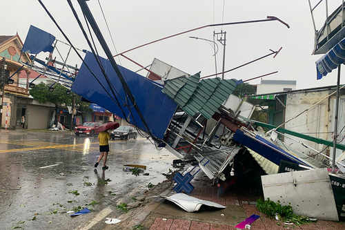 Nghệ An: Sơ tán nhân dân đến nơi an toàn tránh lũ quét, sạt lở đất