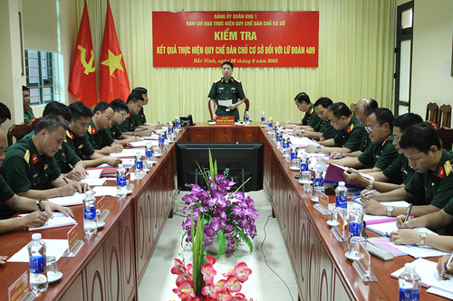 Phát huy hiệu quả đối thoại dân chủ ở cơ sở tại Lữ đoàn 409 (Quân khu 1)