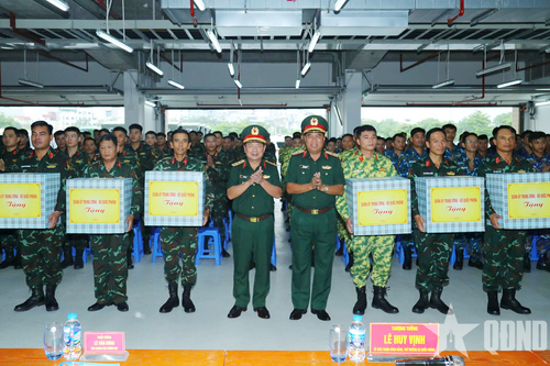 Thượng tướng Lê Huy Vịnh động viên các lực lượng bảo đảm kỹ thuật cho nhiệm vụ A80