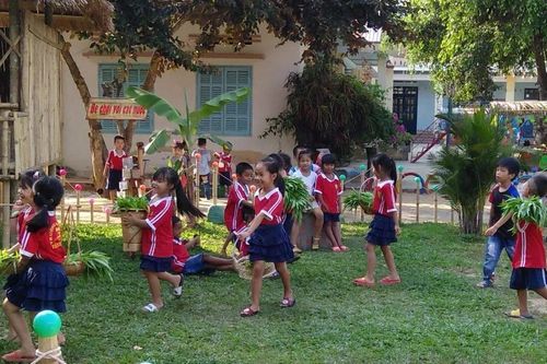 Khánh Hòa tiếp tục miễn phí sữa cho trẻ miền núi