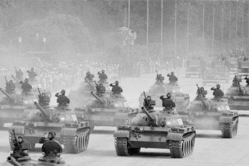 Những khoảnh khắc lịch sử tại lễ duyệt binh kỷ niệm Quốc khánh 2/9/1975