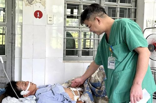 Phẫu thuật cứu sống bệnh nhân 52 tuổi ở Lào Cai tắc ruột hoại tử