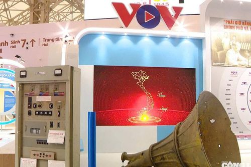 Đài Tiếng nói Việt Nam mang 'Thanh âm lịch sử' đến Triển lãm thành tựu Đất nước