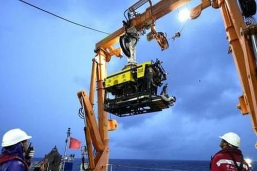 Trung Quốc thử nghiệm thành công robot lặn sâu 6.000m dưới biển