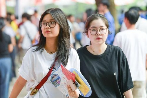 Bộ GD&ĐT nói gì về điểm chuẩn trúng tuyển đại học 30/30?