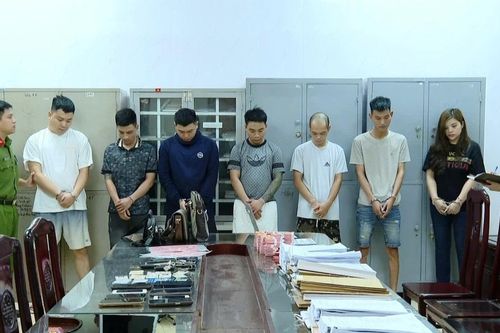 Cặp vợ chồng cầm đầu đường dây 'tín dụng đen' sa lưới