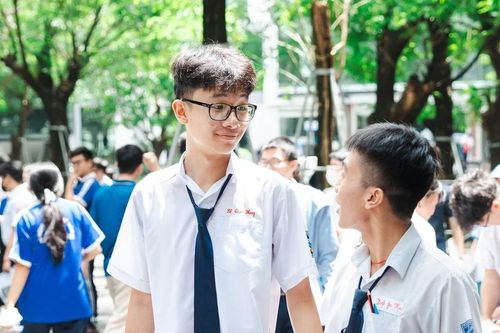 Trường ĐH Ngân hàng TPHCM lên tiếng trước thông tin thí sinh 'đỗ thành trượt'