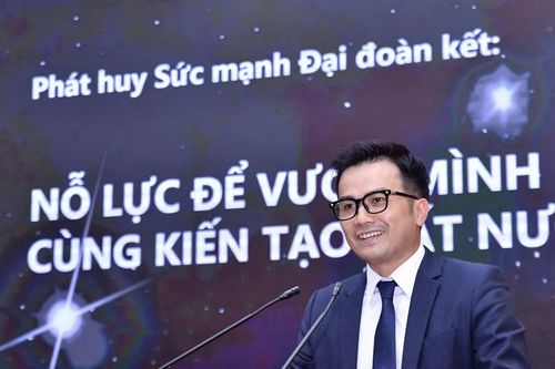 Giáo sư Trần Xuân Bách: Theo đuổi sự đổi mới, phải chấp nhận việc 'phủ nhận' chính mình