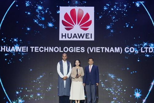 Huawei Việt Nam nhận giải thưởng về môi trường làm việc và ứng dụng công nghệ