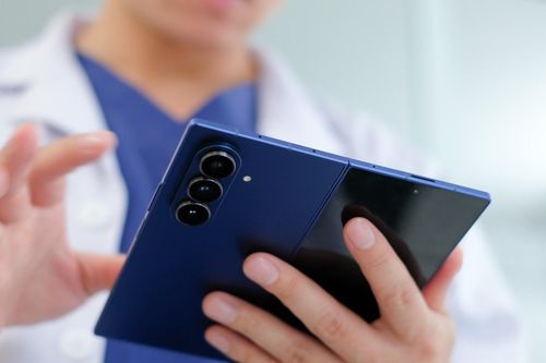 Unfold Club: Galaxy Z Fold7 hỗ trợ bác sĩ tinh giản công cụ, tối ưu công việc