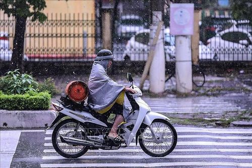 Ảnh hưởng bão số 5: Đề phòng lũ quét, sạt lở đất ở 12 tỉnh Bắc Bộ và Trung Bộ
