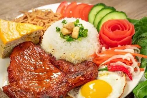 Ẩm thực Việt vươn ra thế giới: Cơm tấm xuất hiện trong thực đơn của chuỗi nhà hàng lớn Nhật Bản