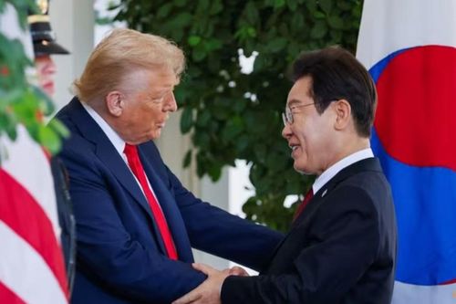 Ông Trump muốn gặp ông Kim Jong-un trong năm nay, tăng áp lực thương mại và quốc phòng với Hàn Quốc