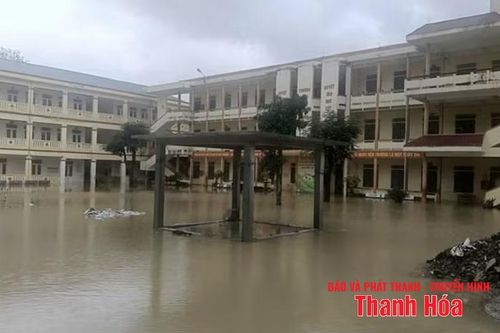 Khẩn trương khắc phục thiệt hại, chuẩn bị các điều kiện khai giảng năm học mới