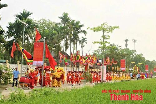 Thiệu Trung phát huy 'sức mạnh mềm'