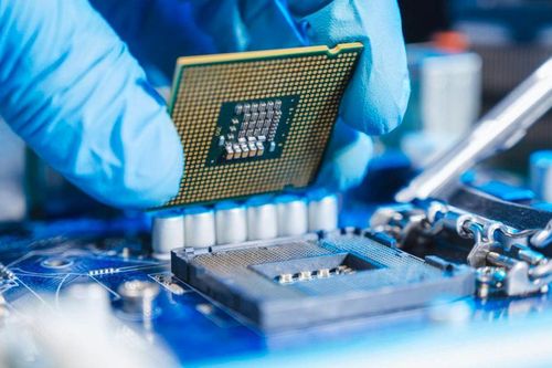 Nhà máy bán dẫn Việt Nam: Không nên tiếp cận tiến trình 2nm, 3nm thậm chí 28nm ngay từ đầu