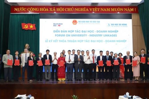 Hợp tác đào tạo, nghiên cứu các lĩnh vực công nghệ cao, công nghệ chiến lược