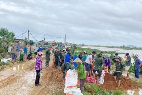 Thanh Hóa xử lý khẩn cấp nhiều điểm sạt lở đê điều do bão số 5