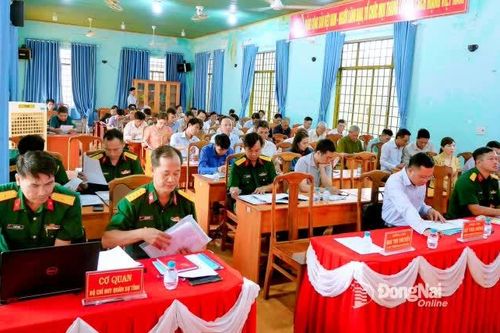 Bình Tân xét duyệt tiêu chuẩn tuyển chọn, gọi công dân nhập ngũ