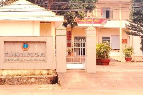 Cựu Chánh án TAND huyện Đak Đoa đưa hối lộ 350 triệu đồng để 'chạy án'