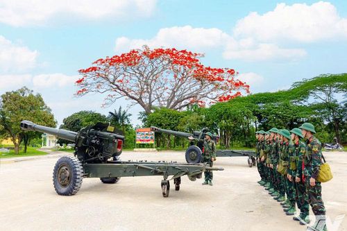 Lữ đoàn Pháo binh 382: 'Phất cao cờ hồng Tháng Tám - Thi đua giành 3 nhất'