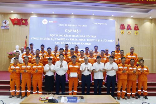 Đội xung kích PC Lai Châu lên đường hỗ trợ PC Nghệ An khắc phục thiệt hại lưới điện sau bão Kajiki