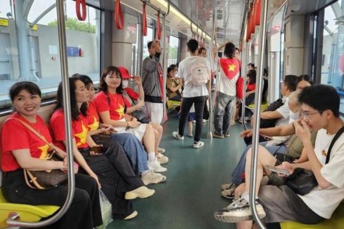 Hà Nội miễn phí vé xe buýt và đường sắt đô thị dịp Quốc khánh 2/9