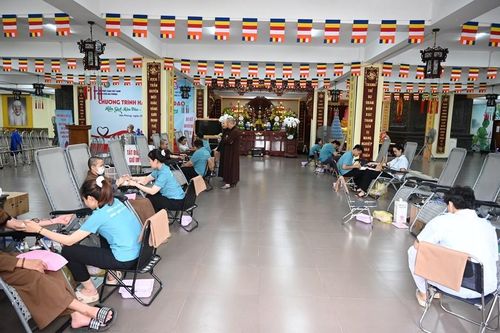 Hải Phòng: Ban Trị sự GHPGVN thành phố tổ chức Hiến máu nhân đạo