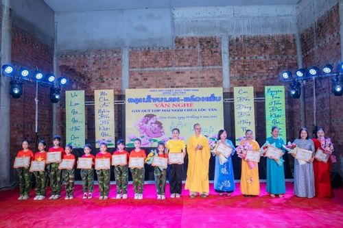 Đà Nẵng: Chùa Lộc Tân tổ chức buffet chay và văn nghệ gây quỹ xây dựng chánh điện