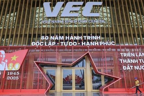 Thay đổi địa điểm tổ chức Lễ khai mạc Triển lãm thành tựu đất nước vì ảnh hưởng bão số 5