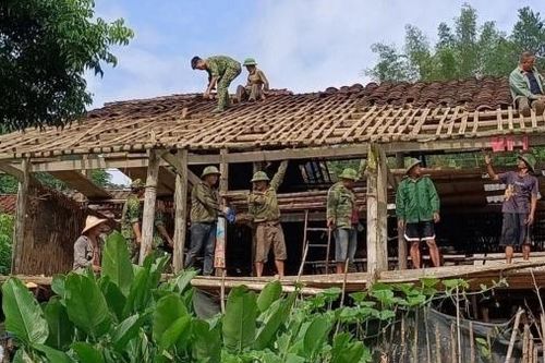 Ngành Ngân hàng góp sức hơn 1.800 tỷ đồng xóa nhà tạm, nhà dột nát