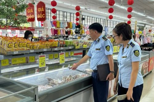 Bão số 5: Đảm bảo lương thực, xăng dầu không khan hiếm