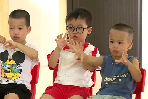 Trường lớp khoác áo mới đón tiếng trống khai giảng