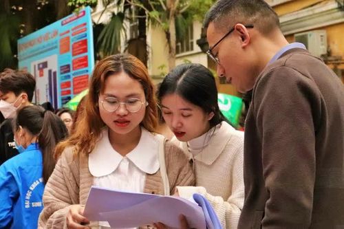 Nghịch lý đề thi khó, điểm chuẩn tuyển sinh đại học lại cao