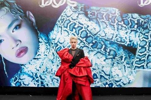 Cuộc đua 'làm chủ' của sao V-pop: Rapper sinh năm 2001 đã là giám đốc, Sơn Tùng M-TP từng đều đặn mỗi năm lập 1 công ty