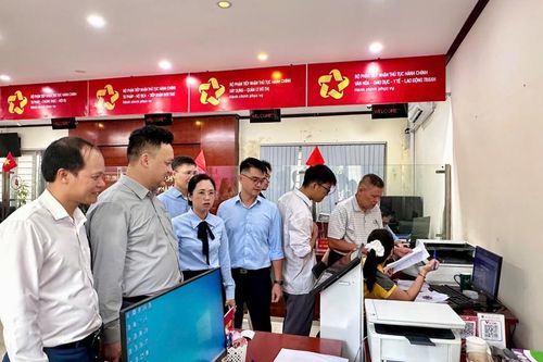 Bộ Khoa học và Công nghệ làm việc tại phường Thục Phán