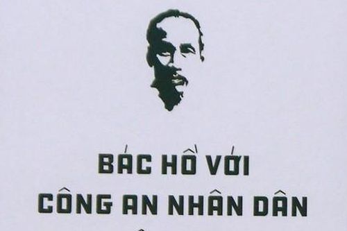 Phát hành sách kỷ niệm 80 năm Cách mạng Tháng Tám và Quốc khánh 2-9