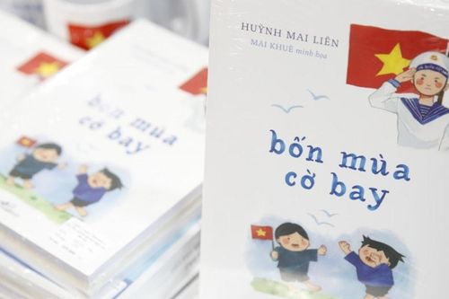 'Bốn mùa cờ bay': Lời thơ gửi đảo xa