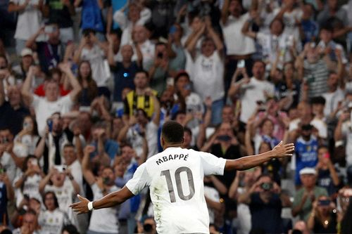 Áo số 10 đưa Mbappe lên tầm biểu tượng tại Real Madrid