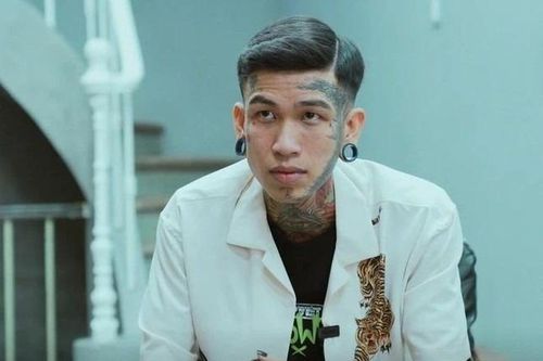 Dế Choắt gây bàn tán