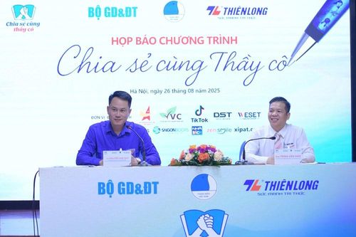Chương trình 'Chia sẻ cùng thầy cô' 2025 sẽ có quy mô lớn nhất từ trước đến nay