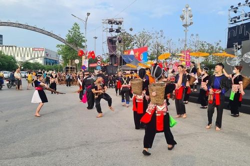 Tuổi trẻ 'giữ hồn' văn hóa
