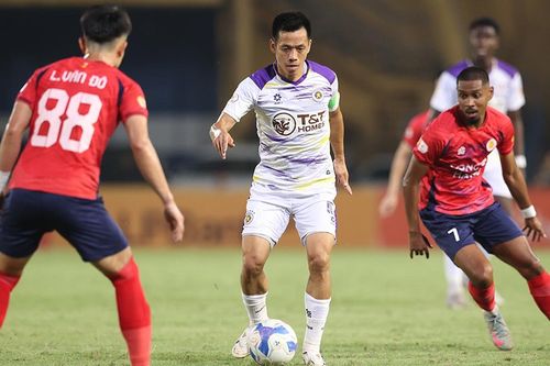 Vòng 3 LPBank V-League 2025/26: Ngôi đầu khó đổi