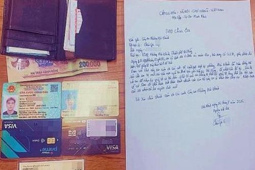 Ví về với chủ!