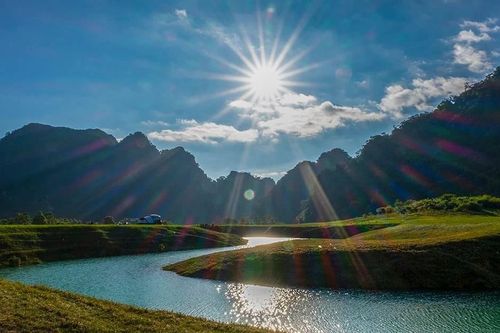 Cuối tuần về Hữu Lũng thư giãn, hái na và cắm trại giữa núi rừng xanh mát