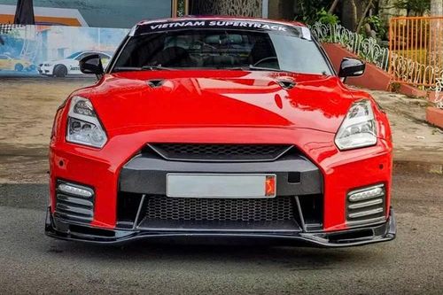Ngắm 'sát thủ siêu xe' Nissan GT-R R35 độ khủng của đại gia TP.HCM