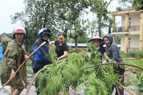 Hà Tĩnh tập trung khắc phục hậu quả bão Kajiki, đảm bảo khai giảng năm học mới