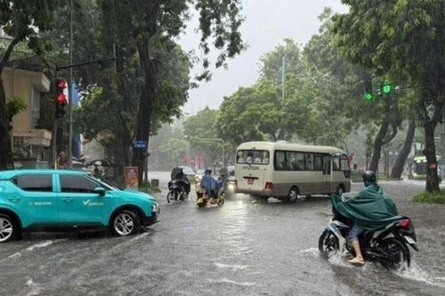 Dự báo thời tiết: Mưa lớn ở Đông Bắc Bộ, Lào Cai, Thanh Hóa; lũ hạ lưu sông Mã xuống dưới mức báo động 3