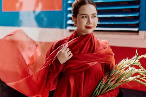 Chiêm ngưỡng bộ ảnh đầy cảm xúc của diễn viên Phan Minh Huyền trước thềm Quốc khánh 2/9