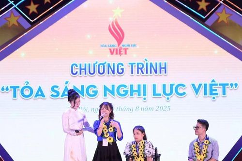 'Tỏa sáng Nghị lực Việt 2025': Lan tỏa nghị lực sống từ những hành trình phi thường
